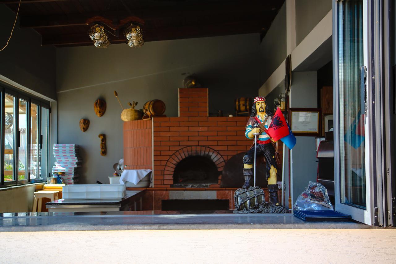 Hotel La Quercia Durrës 외부 사진