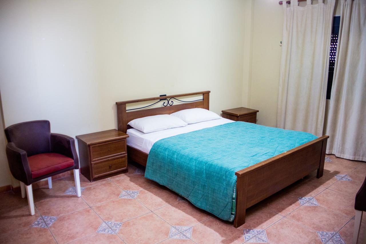 Hotel La Quercia Durrës 외부 사진